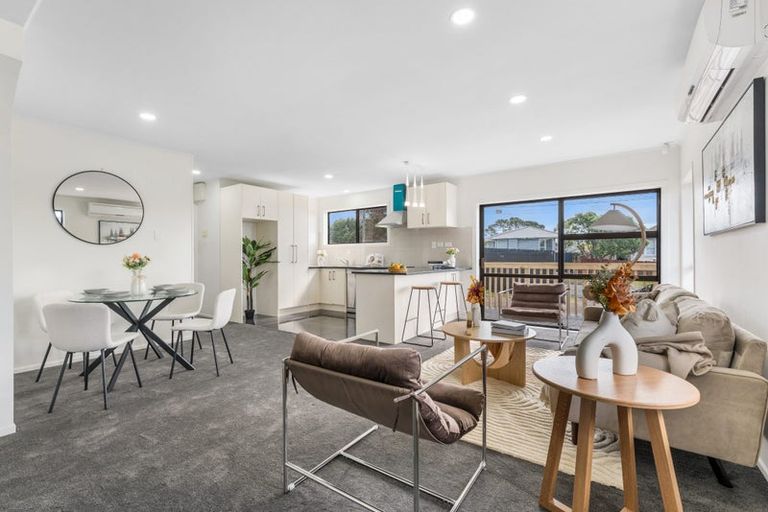 Photo of property in 36 Barrys Road, Glendene, Auckland, 0602