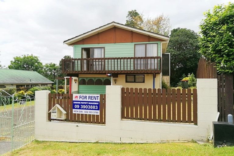 Photo of property in 39 Pemberton Avenue, Bayview, Auckland, 0629
