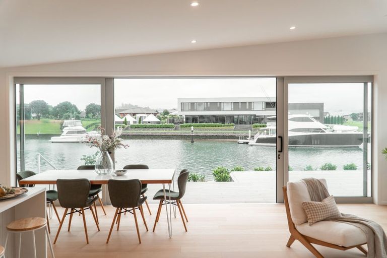 Photo of property in 16 Vanita Drive, Whitianga, 3510