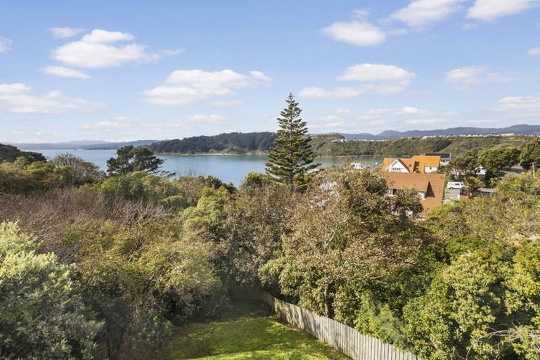 Photo of property in 122 Te Anau Road, Hataitai, Wellington, 6021