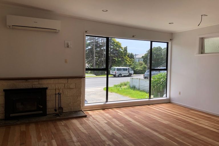 Photo of property in 53 Fraser Avenue, Johnsonville, Wellington, 6037