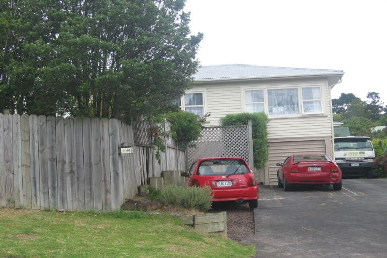 Photo of property in 2/44 Peach Road, Glenfield, Auckland, 0629