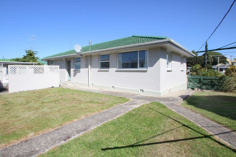 Photo of property in 8 Oxford Street, Holmes Hill, Oamaru, 9401