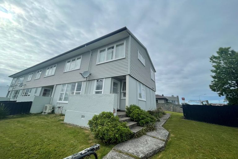 Photo of property in 1-5 Earnslaw Street, Avenal, Invercargill, 9810