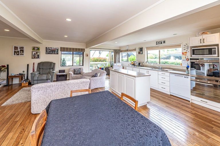 Photo of property in 17 Aiken Road, Saint Johns Hill, Whanganui, 4501