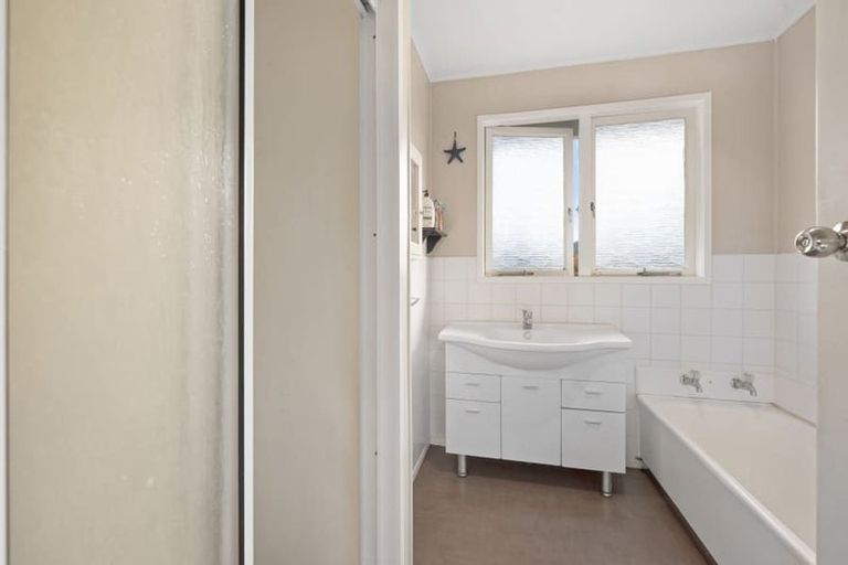 Photo of property in 84 Pandora Avenue, Sunnybrook, Rotorua, 3015