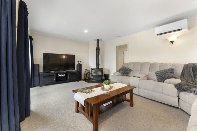 Photo of property in 38 Oak Crescent, Ashhurst, 4810