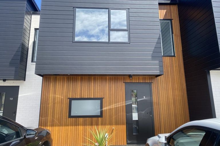 Photo of property in 9/90 Knights Road, Hutt Central, Lower Hutt, 5010