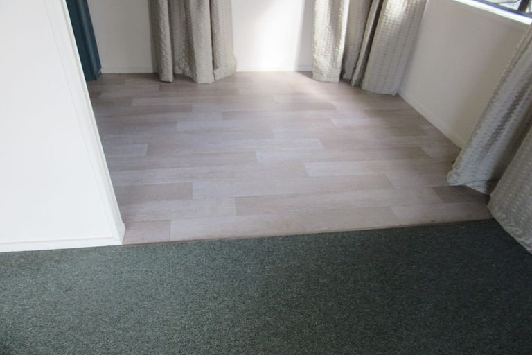 Photo of property in 2/8 Ambury Road, Mangere Bridge, Auckland, 2022