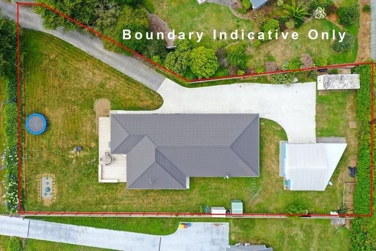 Photo of property in 5 Cross Street, Lepperton, New Plymouth, 4373