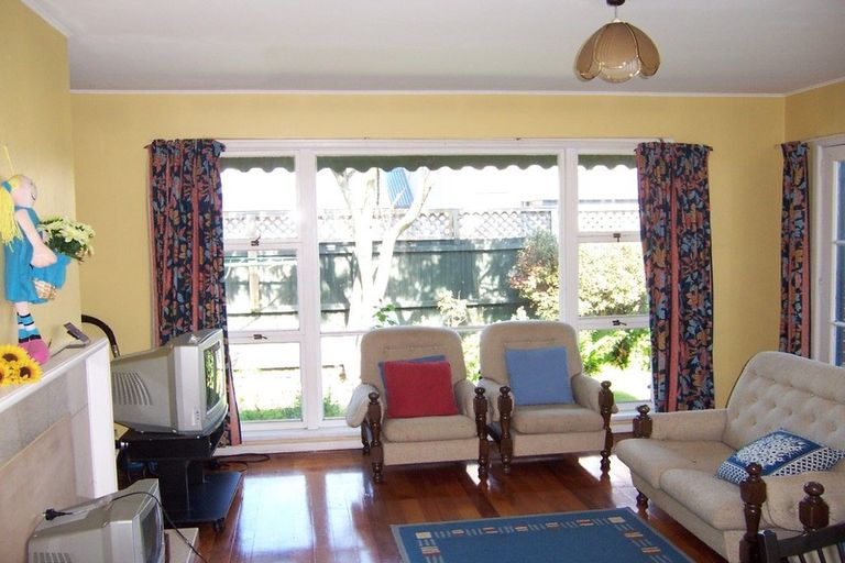 Photo of property in 2/34 Taylors Avenue, Bryndwr, Christchurch, 8052