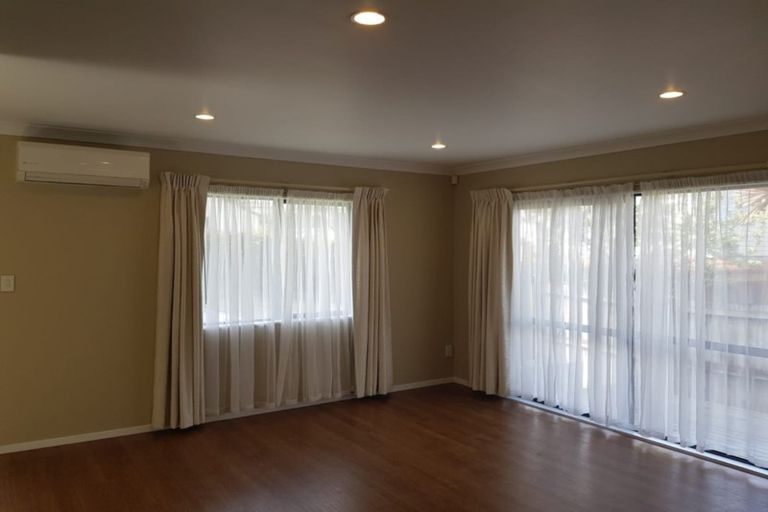 Photo of property in 63a Redoubt Road, Goodwood Heights, Auckland, 2105