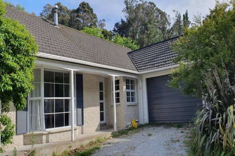 Photo of property in 42 Sunvale Crescent, Whataupoko, Gisborne, 4010