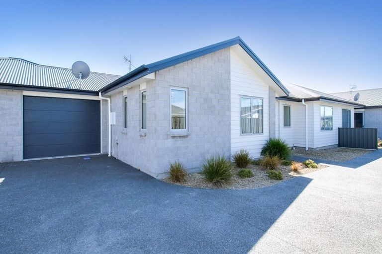 Photo of property in 505b Saint Aubyn Street East, Hastings, 4122