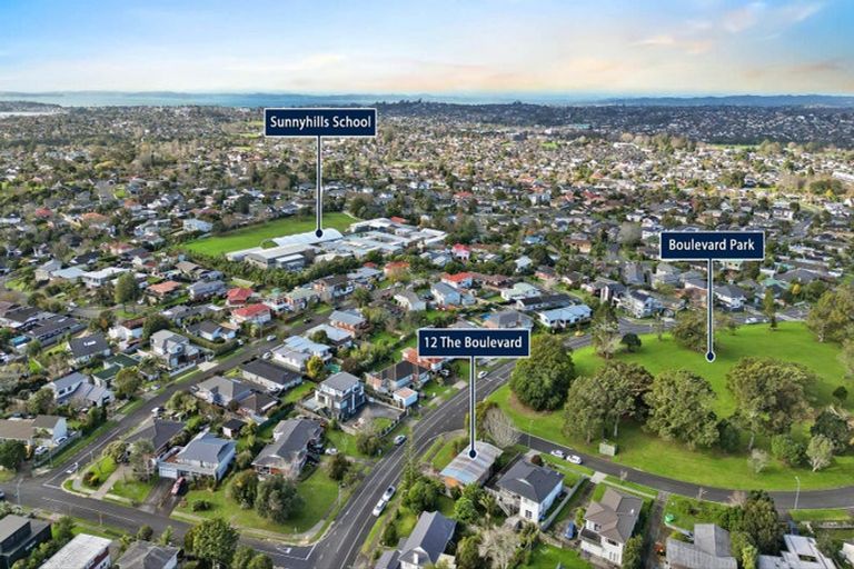 Photo of property in 12 The Boulevard, Sunnyhills, Auckland, 2010