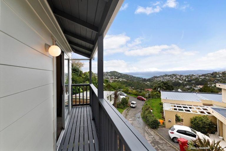 Photo of property in 4b Sarah Way, Crofton Downs, Wellington, 6035