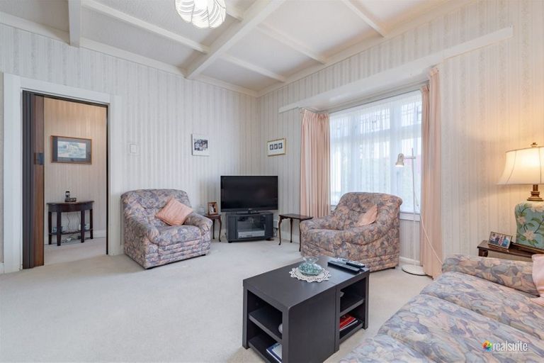 Photo of property in 154 Randwick Road, Moera, Lower Hutt, 5010