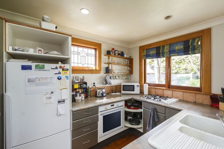 Photo of property in 32 Saint Johns Avenue, Palmerston North, 4414