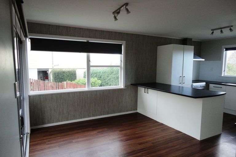 Photo of property in 27 Mcquarrie Avenue, Wattle Downs, Auckland, 2103