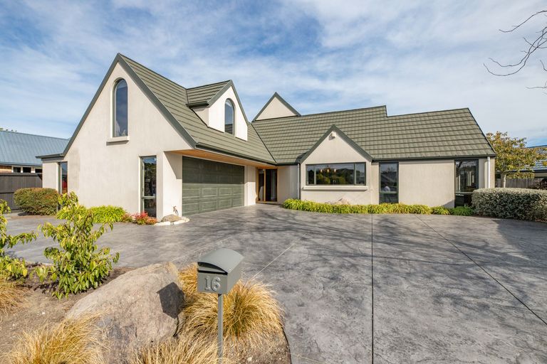 Photo of property in 16 Broadhaven Avenue, Parklands, Christchurch, 8083