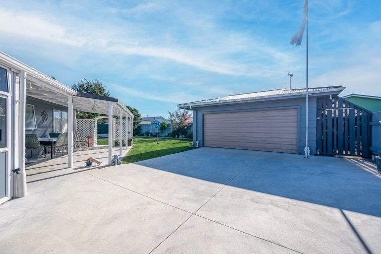 Photo of property in 22 Glamorgan Avenue, Tamatea, Napier, 4112