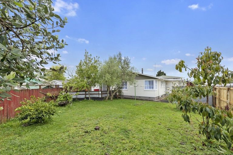 Photo of property in 12 Joanna Place, Deanwell, Hamilton, 3206