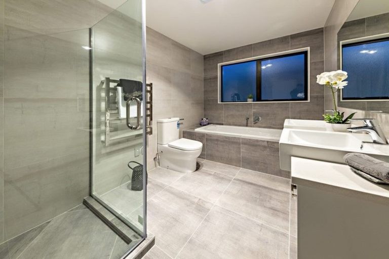 Photo of property in 23 Nohoanga Road, Karaka, Papakura, 2113