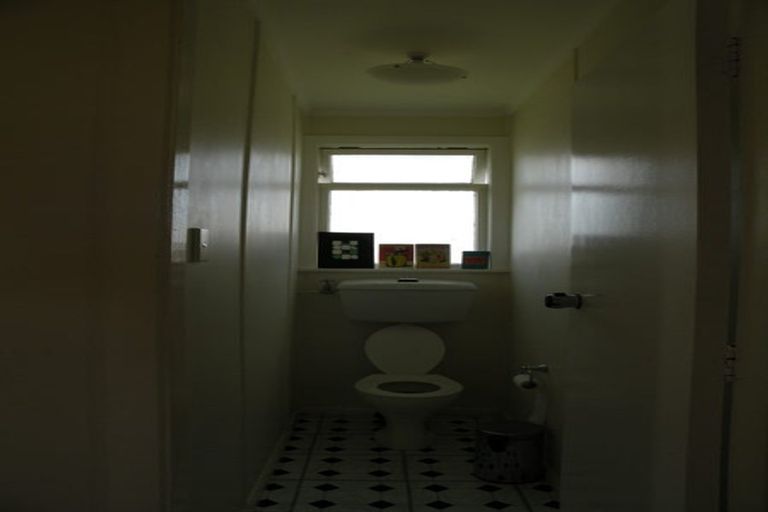 Photo of property in 28 Hukatai Street, Elsdon, Porirua, 5022