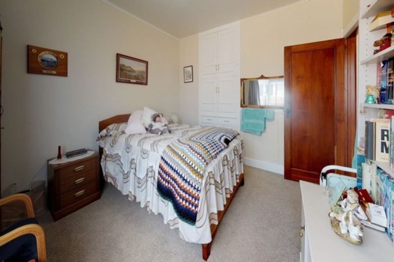 Photo of property in 9 Buckleys Terrace, Tinwald, Ashburton, 7700