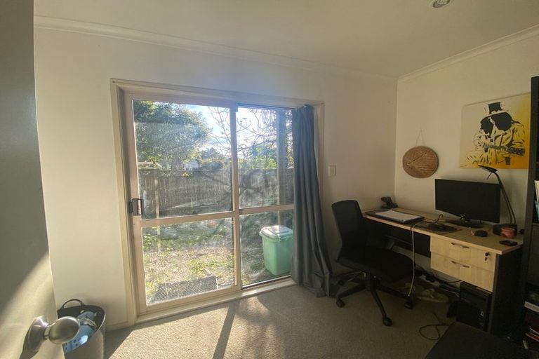 Photo of property in 2/49 Henderson Valley, Henderson, Auckland, 0612