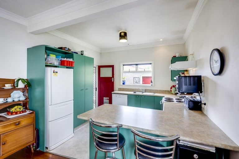 Photo of property in 2/8 Sanders Avenue, Marewa, Napier, 4110