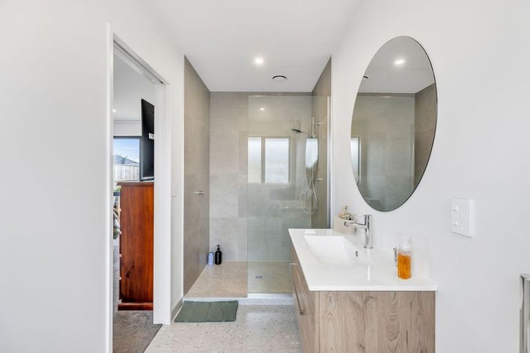 Photo of property in 36 Marcoola Drive, Rolleston, 7614