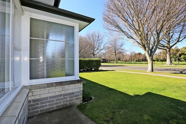 Photo of property in 908 Sylvan Road, Mayfair, Hastings, 4122