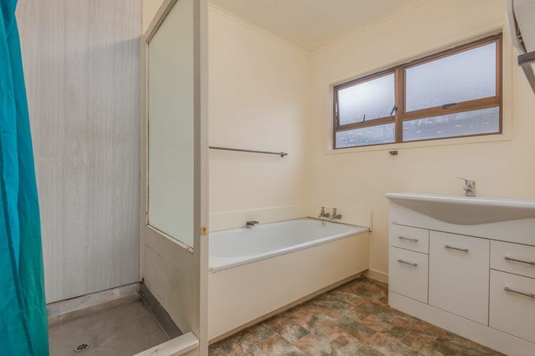 Photo of property in 1/135 Cook Street, West End, Palmerston North, 4410
