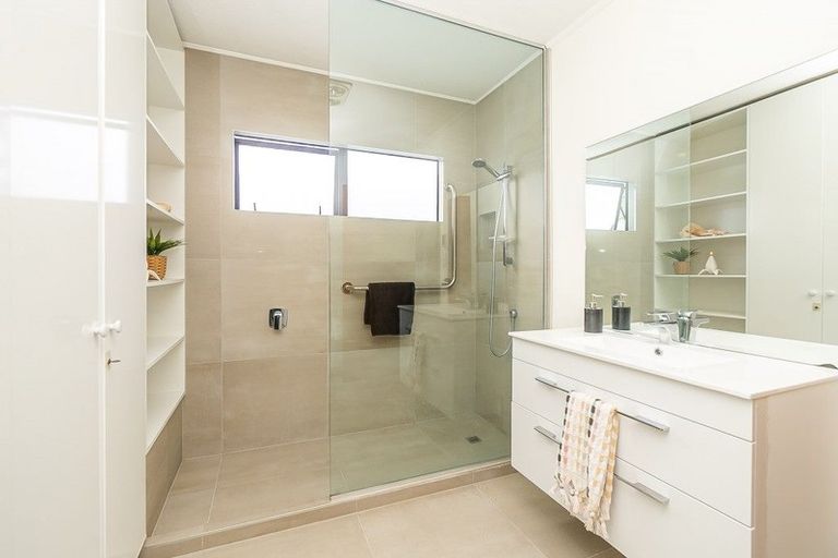 Photo of property in 23b Kawarau Place, Frankton, Queenstown, 9300