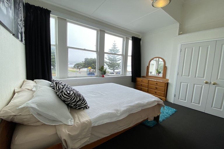 Photo of property in 156a Oriental Parade, Oriental Bay, Wellington, 6011