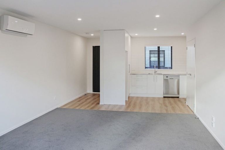 Photo of property in 7/306 Worcester Street, Linwood, Christchurch, 8011
