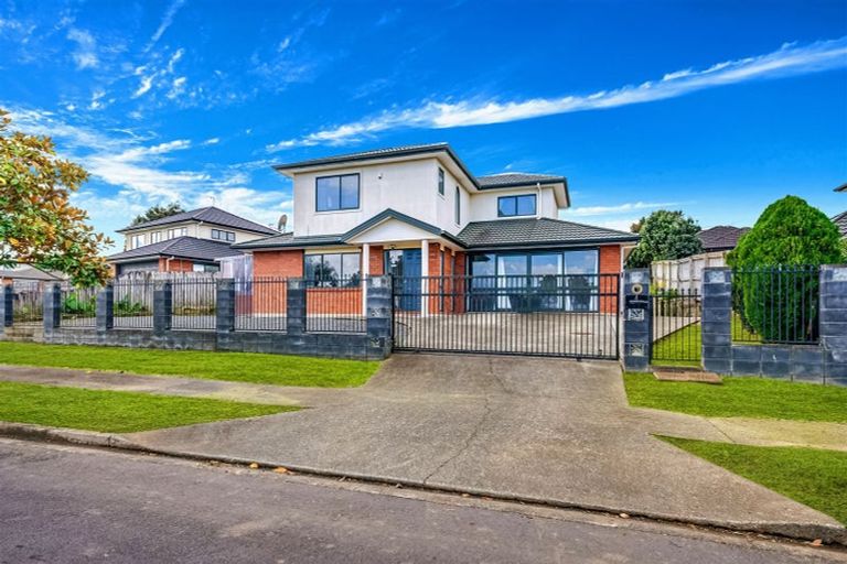 Photo of property in 4 Brunswick Rise, Mangere, Auckland, 2022