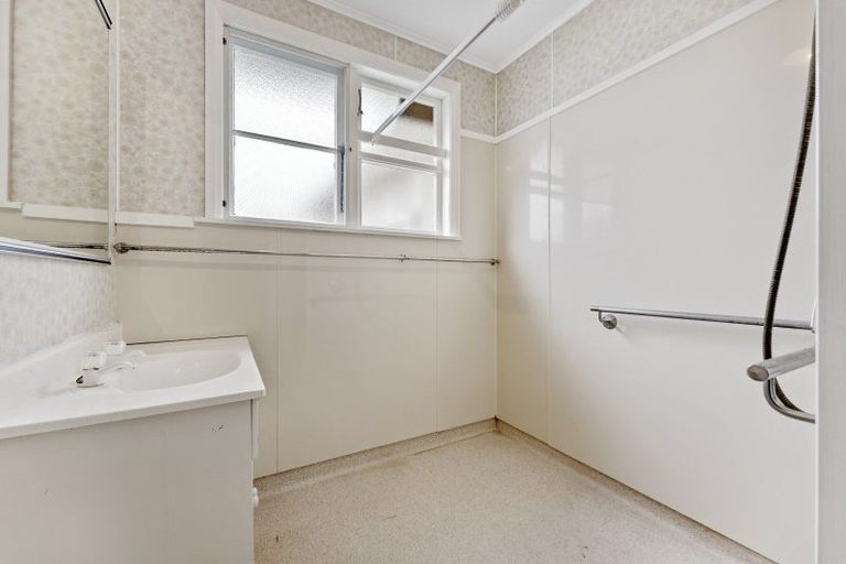 Photo of property in 14 Edward Street, Pahiatua, 4910