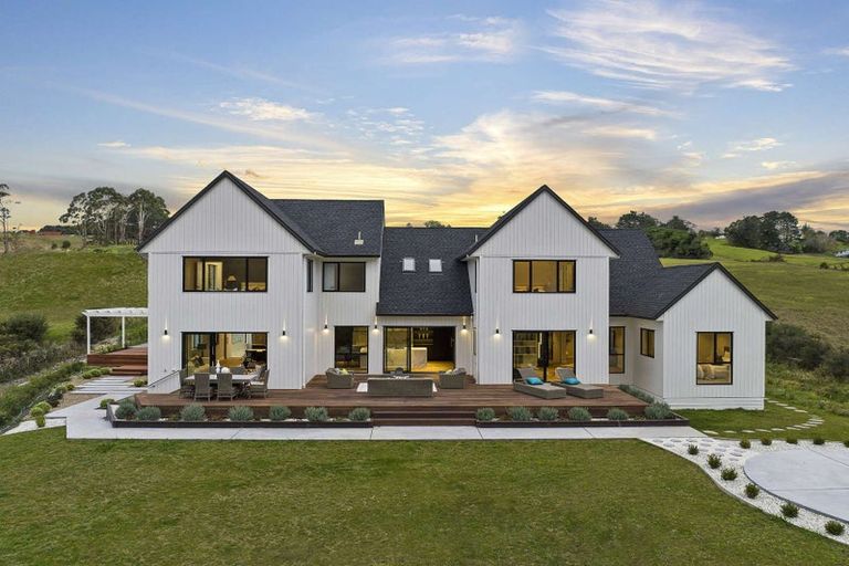 Photo of property in 91 Spur Road, Stillwater, Silverdale, 0993