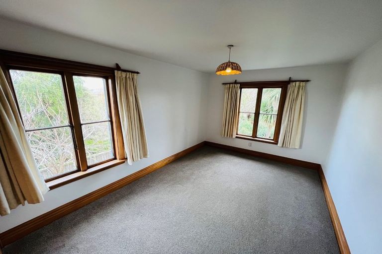 Photo of property in 2/12 Chislehurst Place, Bryndwr, Christchurch, 8052