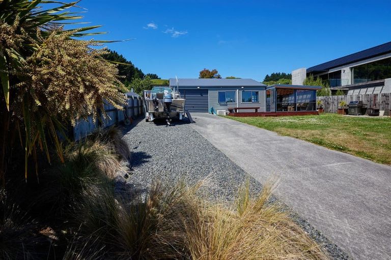 Photo of property in 48 Kotare Place, South Bay, Kaikoura, 7300