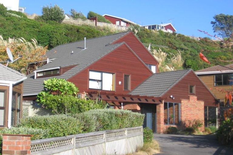 Photo of property in 4 Silverton Place, Churton Park, Wellington, 6037