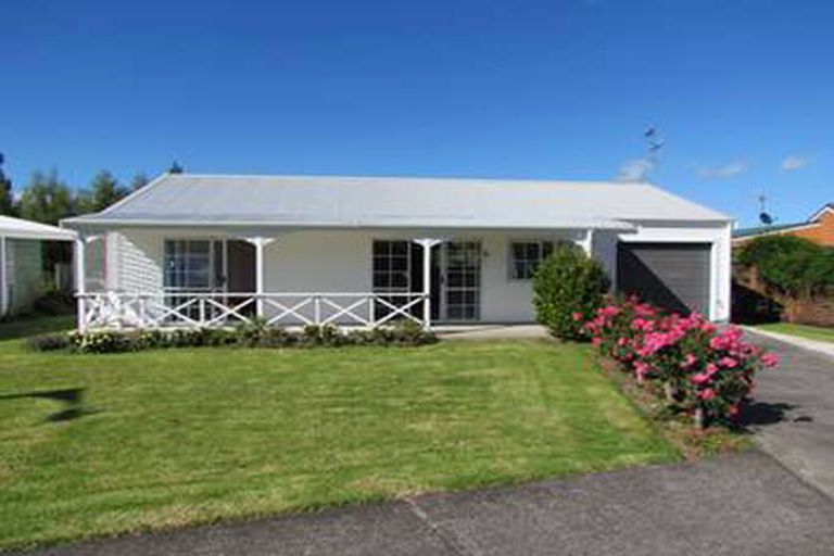 Photo of property in 4 Courthouse Lane, Coromandel, 3506