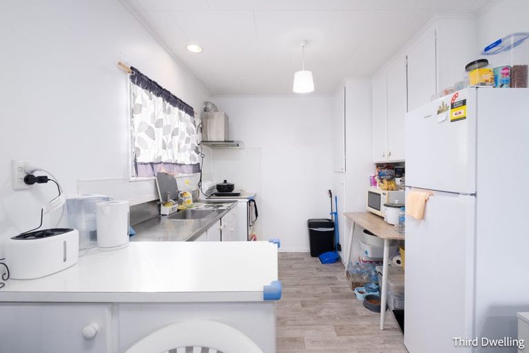 Photo of property in 486 Don Buck Road, Massey, Auckland, 0614