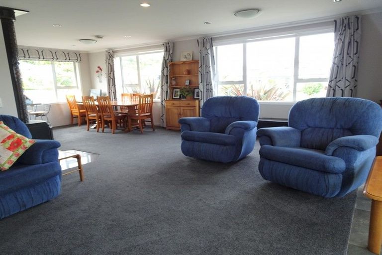 Photo of property in 1 Loris Place, Karoro, Greymouth, 7805