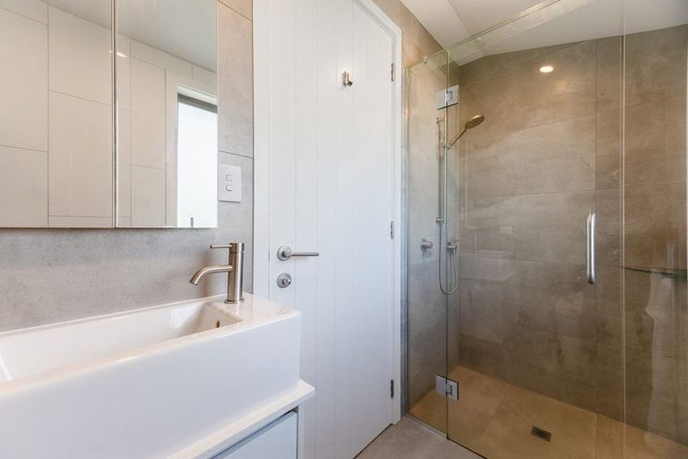 Photo of property in 183 Rosetta Road, Raumati South, Paraparaumu, 5032