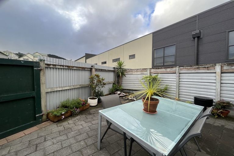 Photo of property in 98 Riddiford Street, Newtown, Wellington, 6021