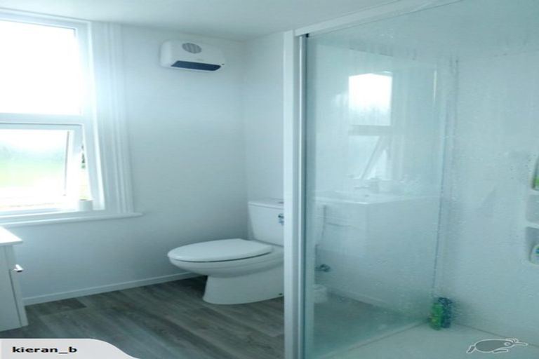 Photo of property in 120 Harbour Terrace, North Dunedin, Dunedin, 9016