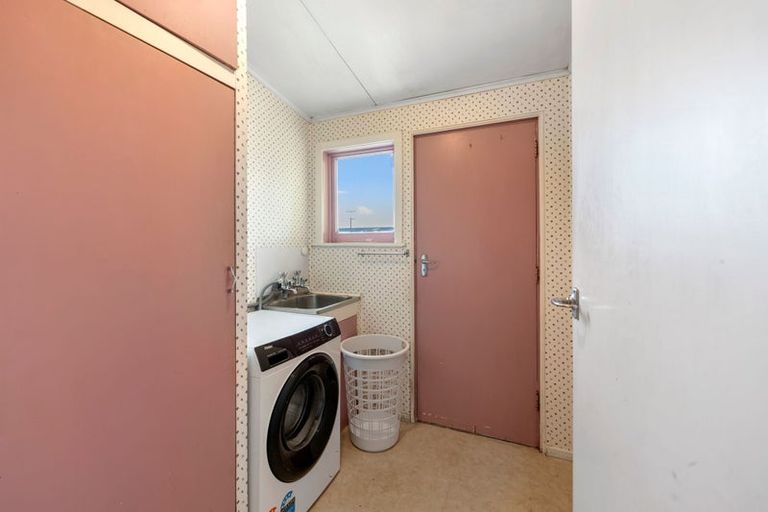 Photo of property in 64 Charlton Road, Gore, 9710